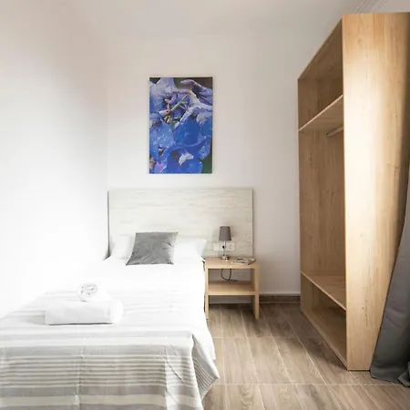 Ab Sagrada Familia Views