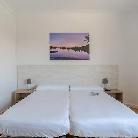 Ab Sagrada Familia Views