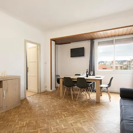 Ab Sagrada Familia Views