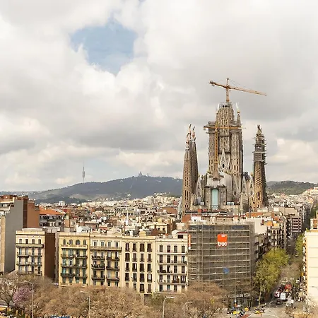 Ab Sagrada Familia Views * Barcellona